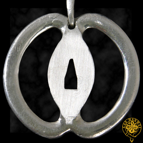 foto Musashi Silver Tsuba Pendant